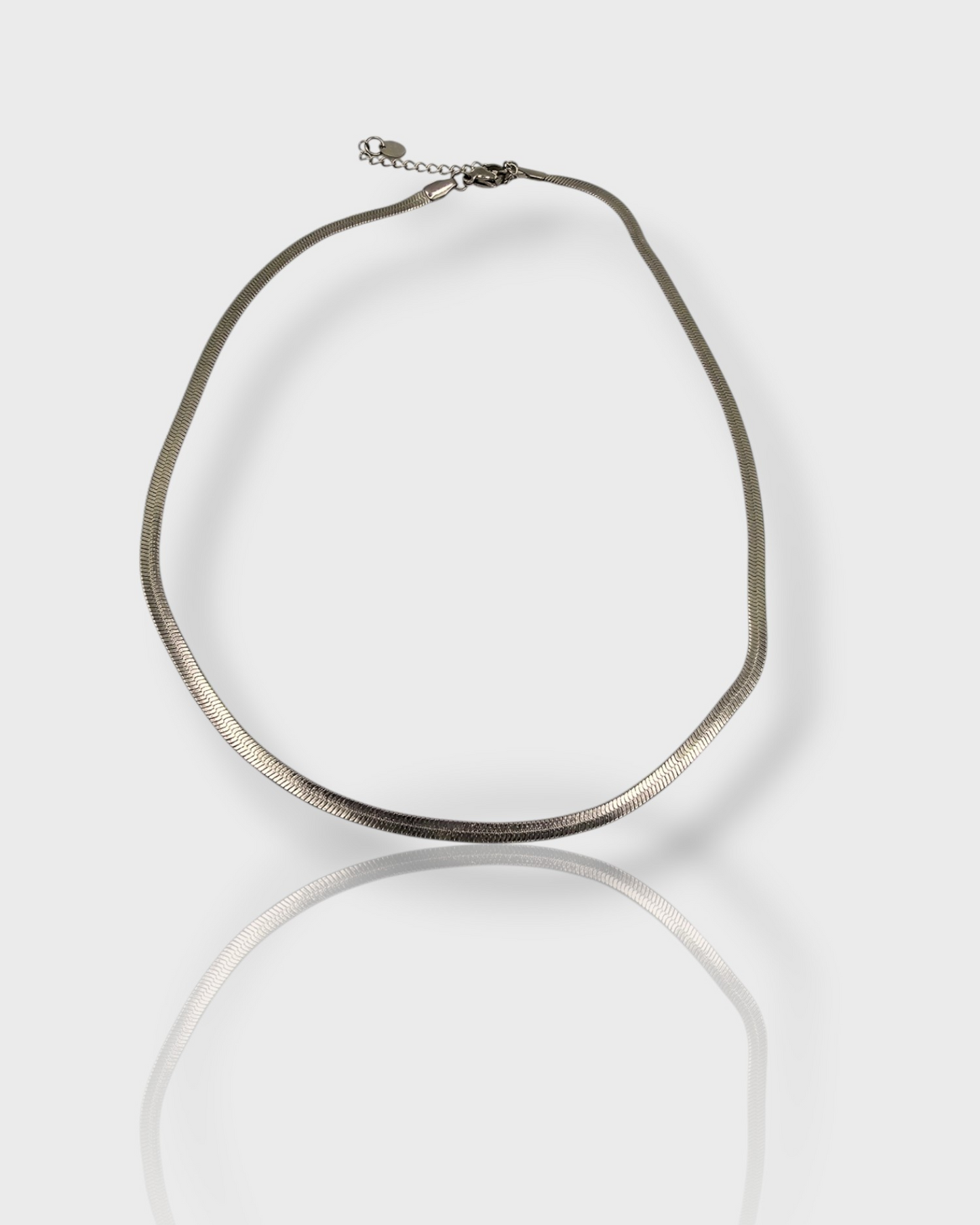 Collar Thais