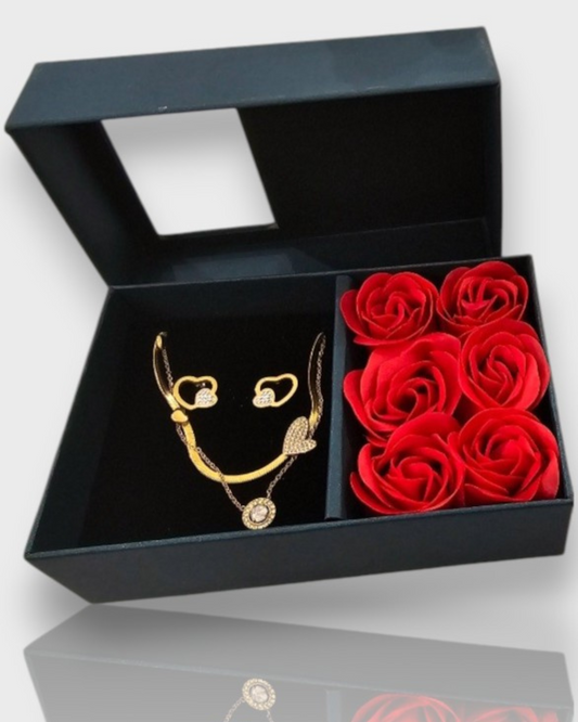Conjunto Corazón Eterno ( caja 6 rosas)